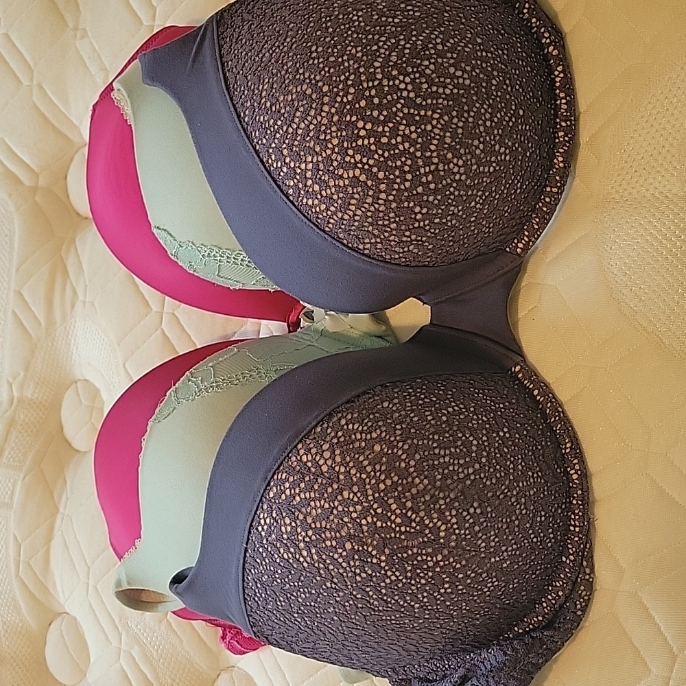 Bras 34DD